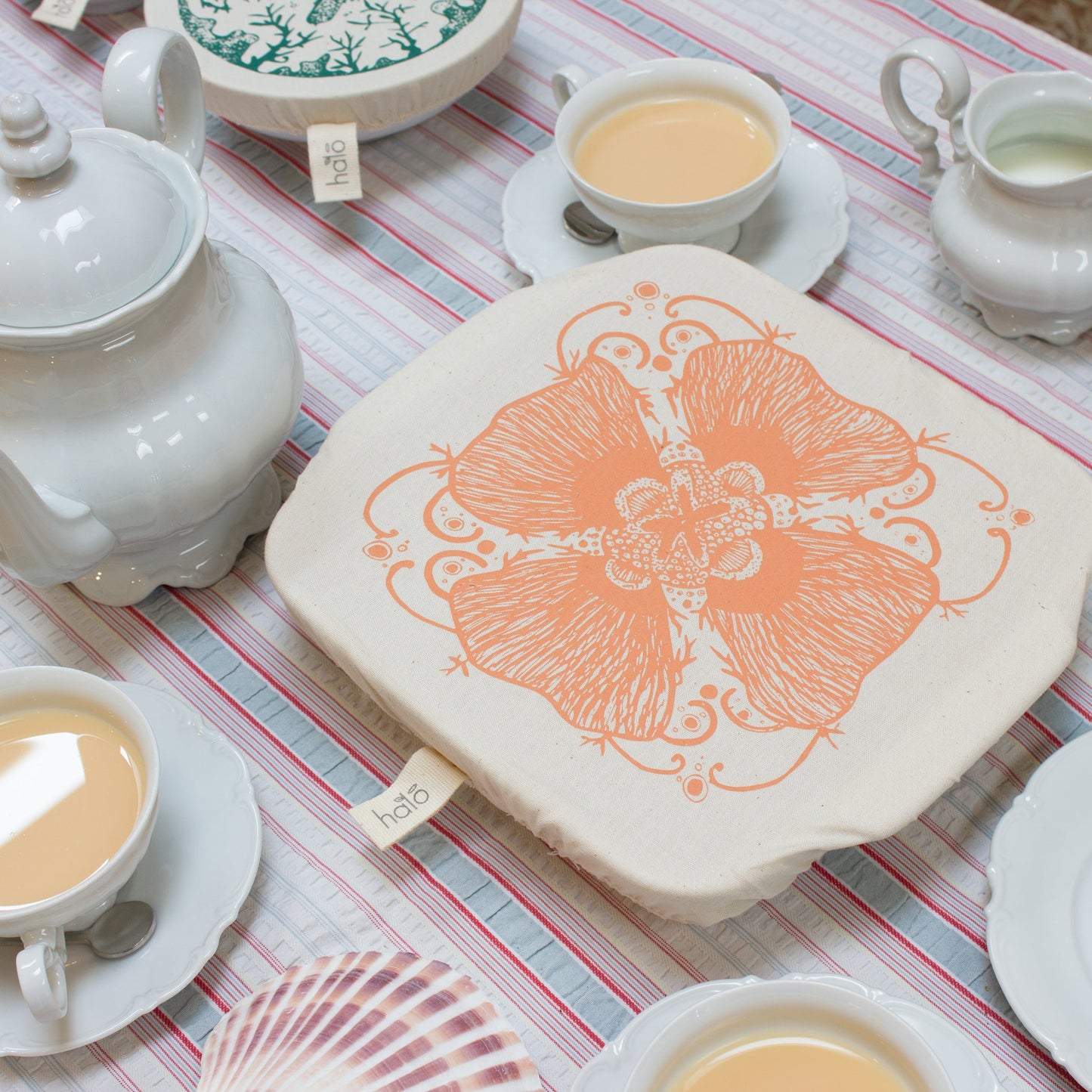 Halo Dish and Casserole Cover Square | Starfish Print