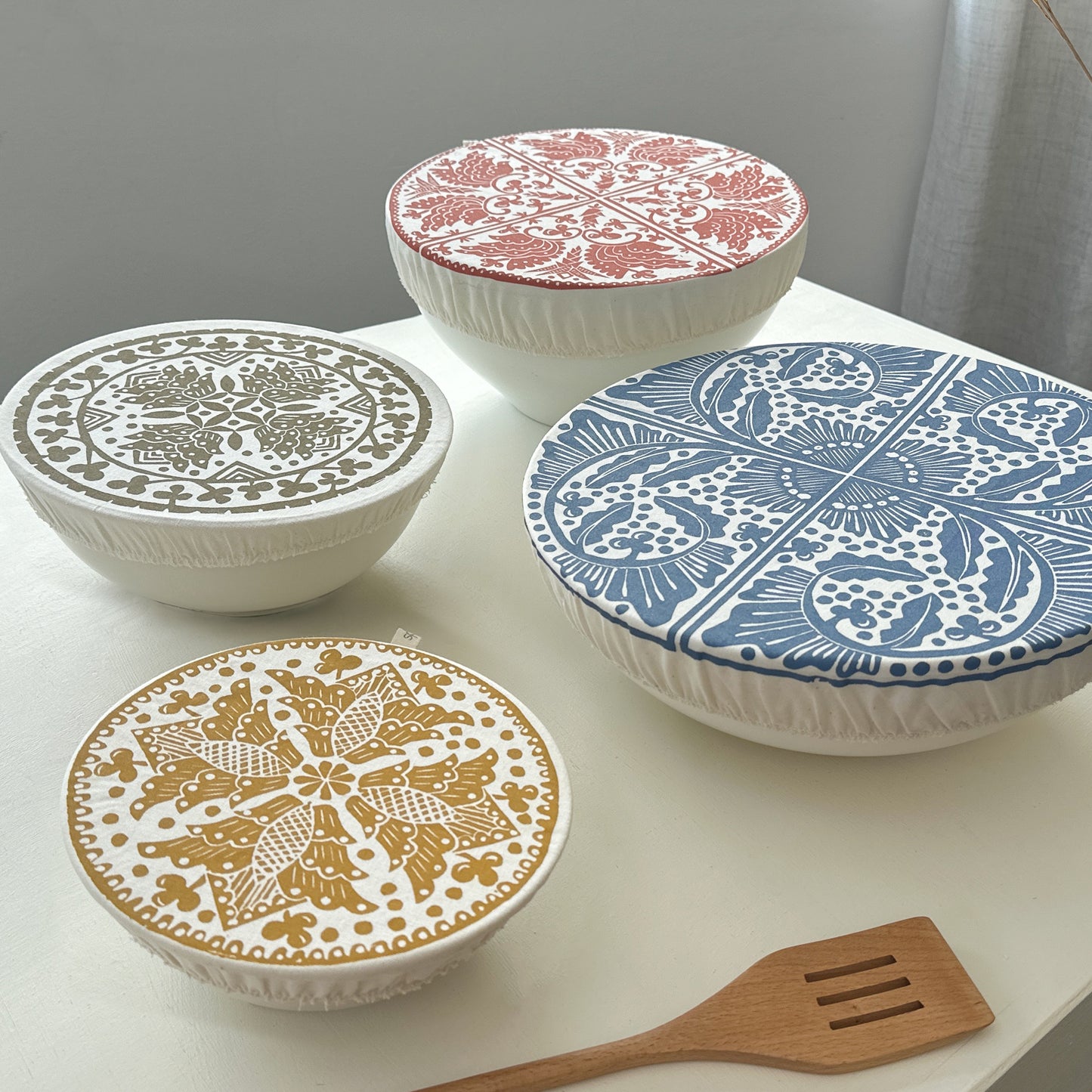 Dish and Bowl Cover Set of 4 Madiba Print