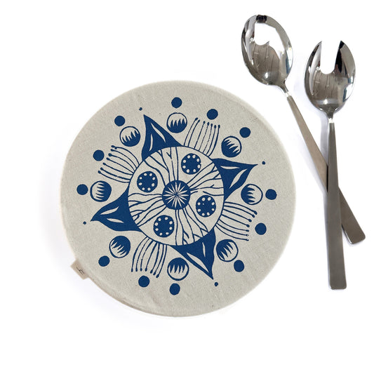 Halo Dish and Bowl Cover Medium Aloe | Kirsten Davidson