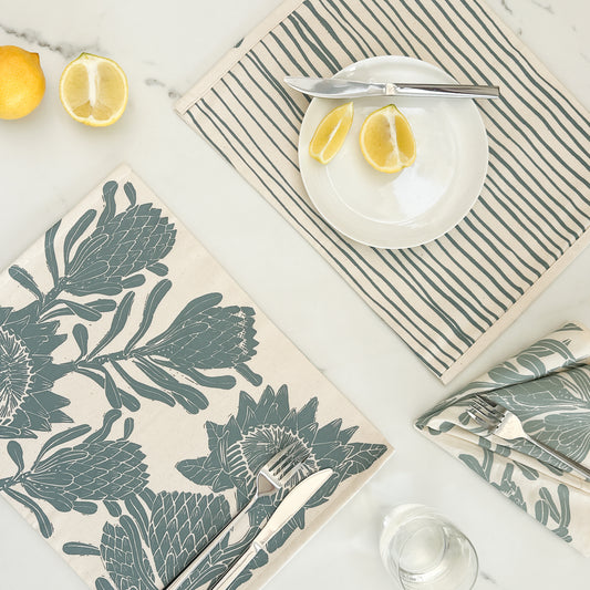 Placemats Reversible Blue Green | Set of 2 Protea Print