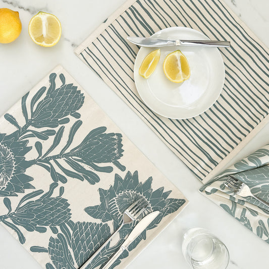 Placemats Reversible Blue Green | Set of 2 Protea Print