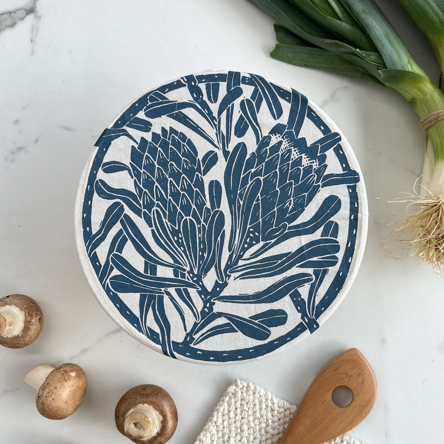 Dish and Bowl Cover Medium Protea Print